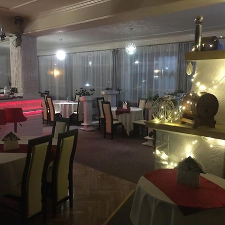 Hotel Mis Bochnia Buitenkant foto